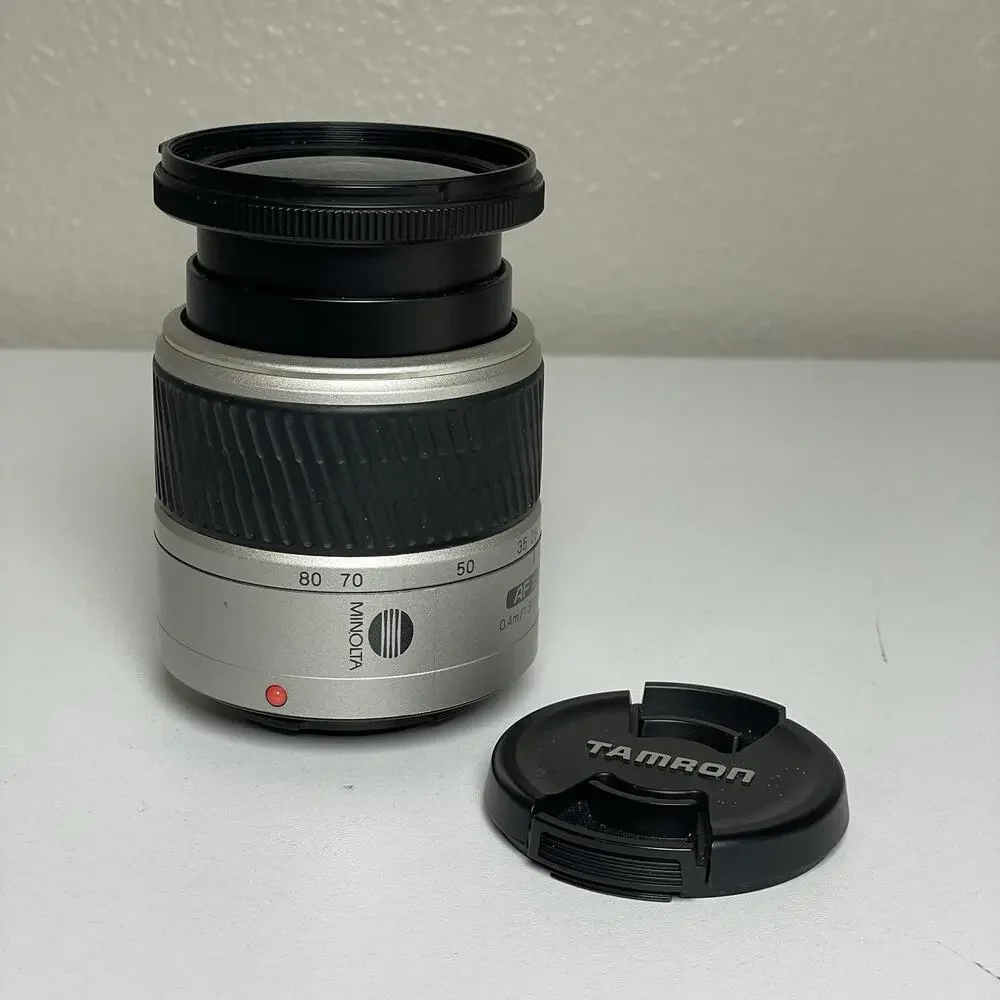 Minolta AF 28-80mm f/3.5-5.6 Macro Zoom Lens